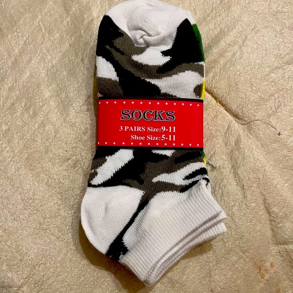Camouflage Socks - Picture 1 of 5